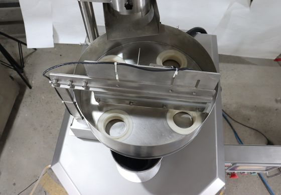 12 Cabeças 0,8L Granulado de vedação térmica Máquina de embalagem de alimentos para animais de estimação para embalagem de bolsas de nozes