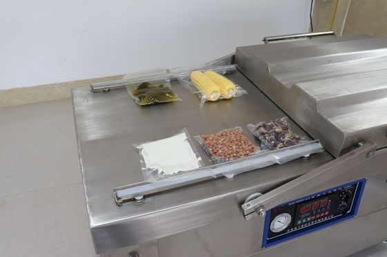 Máquina de embalagem a vácuo de câmara dupla para frutos do mar carne salgada peixe seco carne de porco carne bovina e arroz
