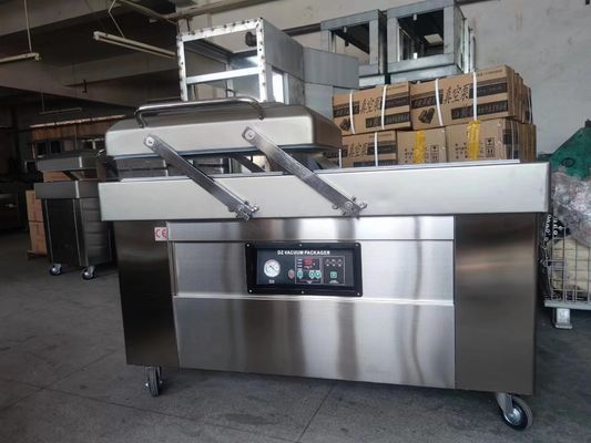 Máquina de embalagem a vácuo de câmara dupla para frutos do mar carne salgada peixe seco carne de porco carne bovina e arroz