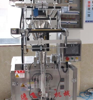 Máquina de embalagem vertical de materiais de madeira para cápsulas de chá e café em embalagens têxteis
