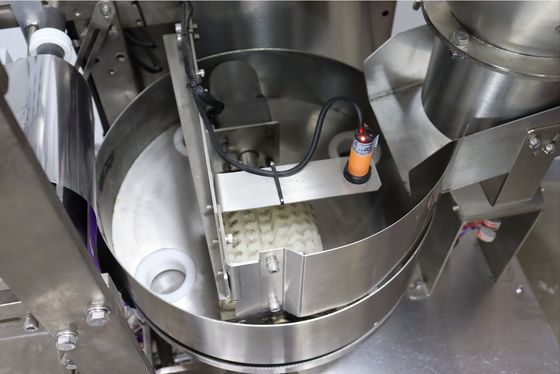 Máquina de embalagem vertical automática para 1-100g de sementes fácil de operar e manter