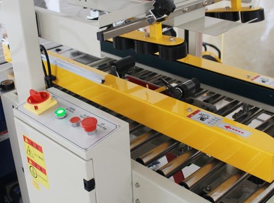 Solução de embalagem segura Sealer de caixa de cinto lateral e máquina de fixação a motor elétrico
