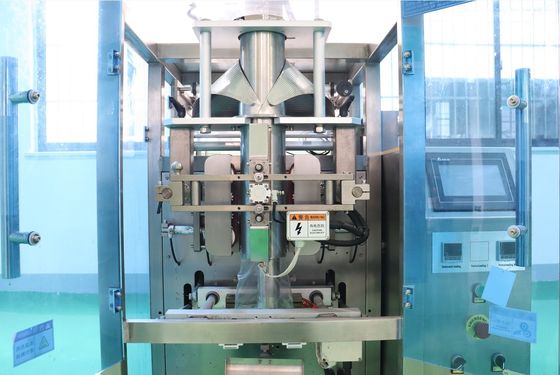 Máquina de embalagem vertical de alimentação por parafuso de 500 g para bolsas de açúcar em pó e pó de cereais
