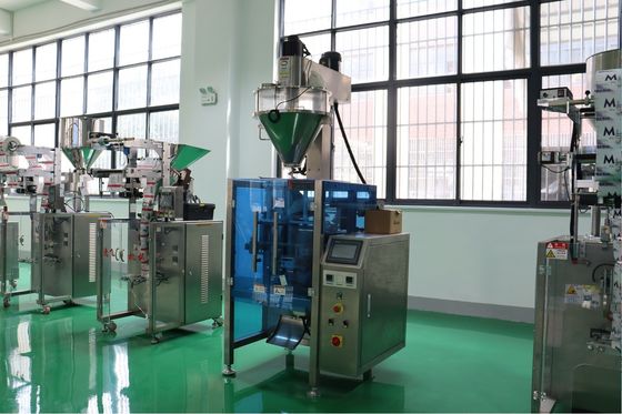 Máquina de embalagem em pó de vedação vertical de 1 kg para filme de material composto em direcção