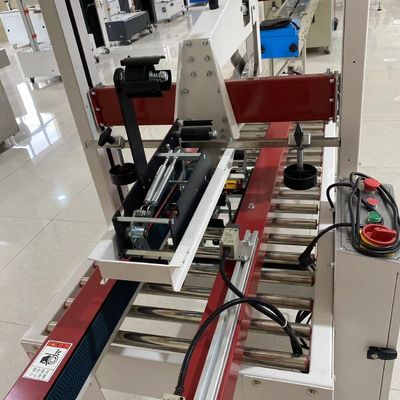Maximizar a produtividade com a nossa máquina de vedação de cartão de trabalho 7-8 cartões / min