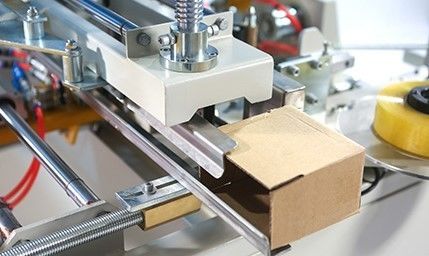 Executor semiautomático de cartão/caixa/cartão/caixote para máquina de embalagem 2000*1900*1450mm