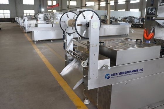Máquina de embalagem a vácuo de bandeja rígida de termoformagem automática a motor elétrico com enchimento de gás