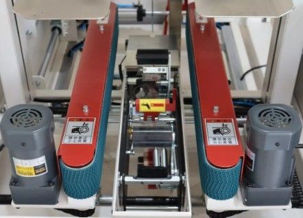 Material de embalagem de vidro Alta velocidade 25 caixas por minuto Máquina de vedação automática