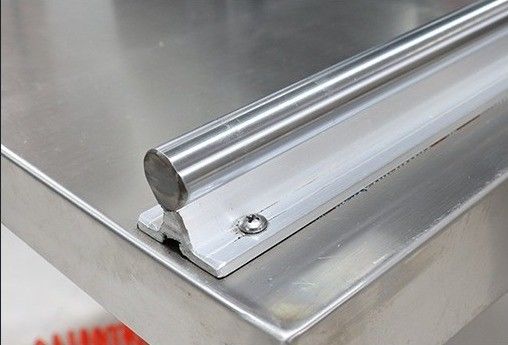 Fecho de bandeja de descarga de gás para frango, peixe e vegetais em embalagens em atmosfera modificada