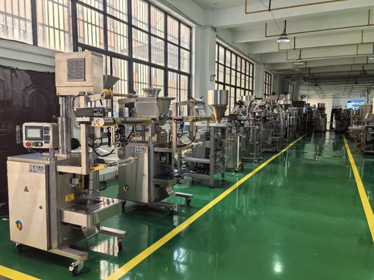 Máquina automática de embalagem de alimentos em grânulos para doces em saquinhos triangulares Capacidade 400 kg