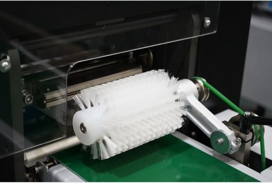 Material de embalagem Papel Máquina de embrulho automático de fluxo para pão de biscoito bolo pequeno