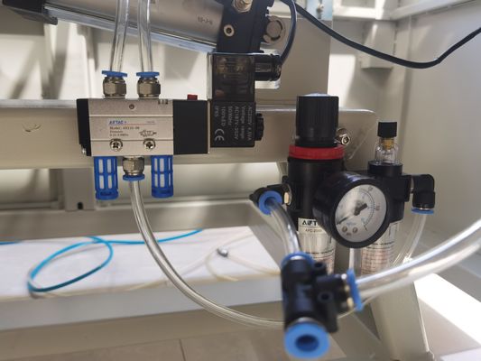 Máquina de embalagem industrial automática de encolhimento térmico para o processo de vedação de garrafas de shampoo