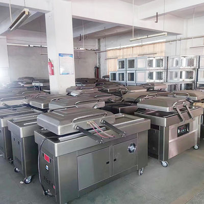 Máquinas de bomba de vácuo poderosas Design de hardware Máquina de embalagem de termoformagem pequena