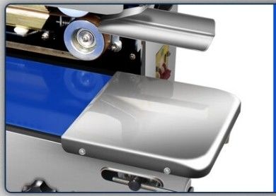 Fecho de fita térmica de sacos de alimentos com impressão horizontal contínua e peso da máquina de 21 kg