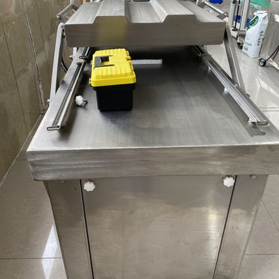 380V/50HZ Máquina de embalagem a vácuo de câmara dupla para camarão mozzarella queijo tomate