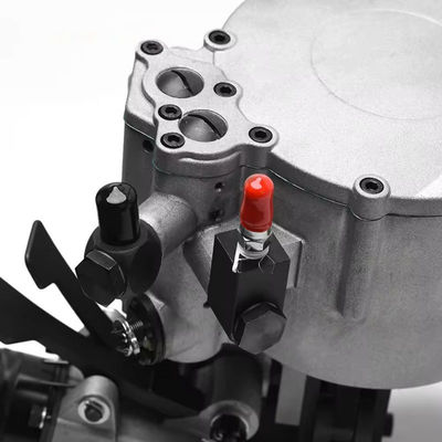 Máquina de fixação de cordas de aço pneumático de 18 kg para fixação de cordas de trabalho pesado em instalações de fabrico
