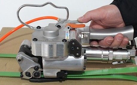 0.5-1.5 mm Largura da Faixa Máquina de Fixação de Aço A19 Acionada Pneumaticamente para Embalagens