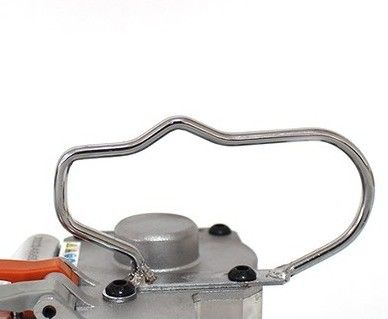 0.5-1.5 mm Largura da Faixa Máquina de Fixação de Aço A19 Acionada Pneumaticamente para Embalagens
