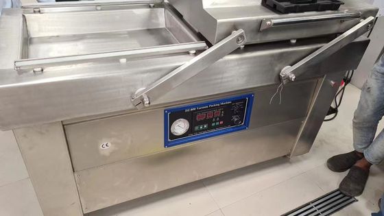 Máquina de embalagem a vácuo de câmara dupla para frango inteiro peixe carne frutas e vegetais